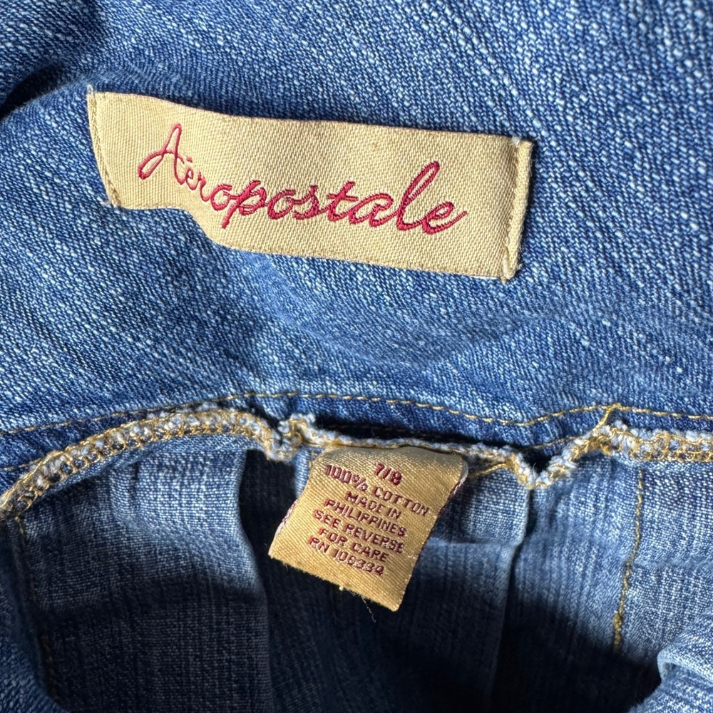 Aeropostale Y2K Blue Denim Pleated Mini Skirt Side Button Distressed Size 7/8 - Picture 4 of 5